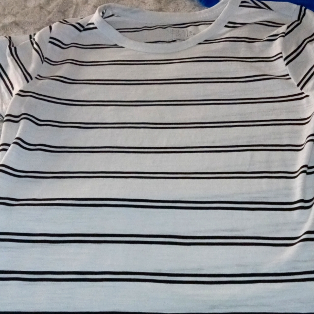 Plain white and black stripes